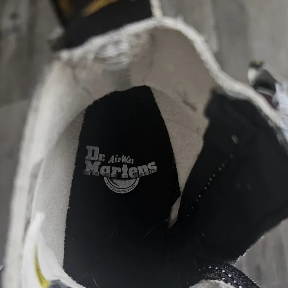 🩷💜Dr. Martens Zip Boots Size 8 Pascal T 🩵💛 - Picture 10 of 10